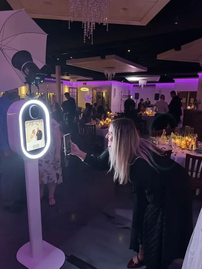 Chesapeake photo booth gala upscale venue ring light